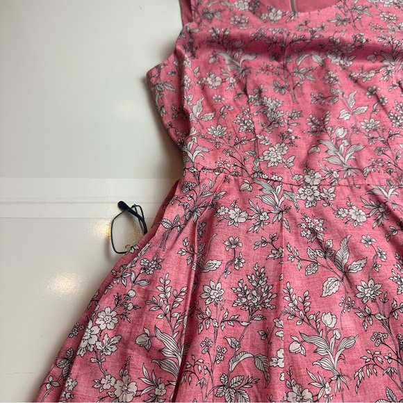 GAP Pink A-Line Sundress Sleeveless Crew Neck with pockets - Picture 7 of 8